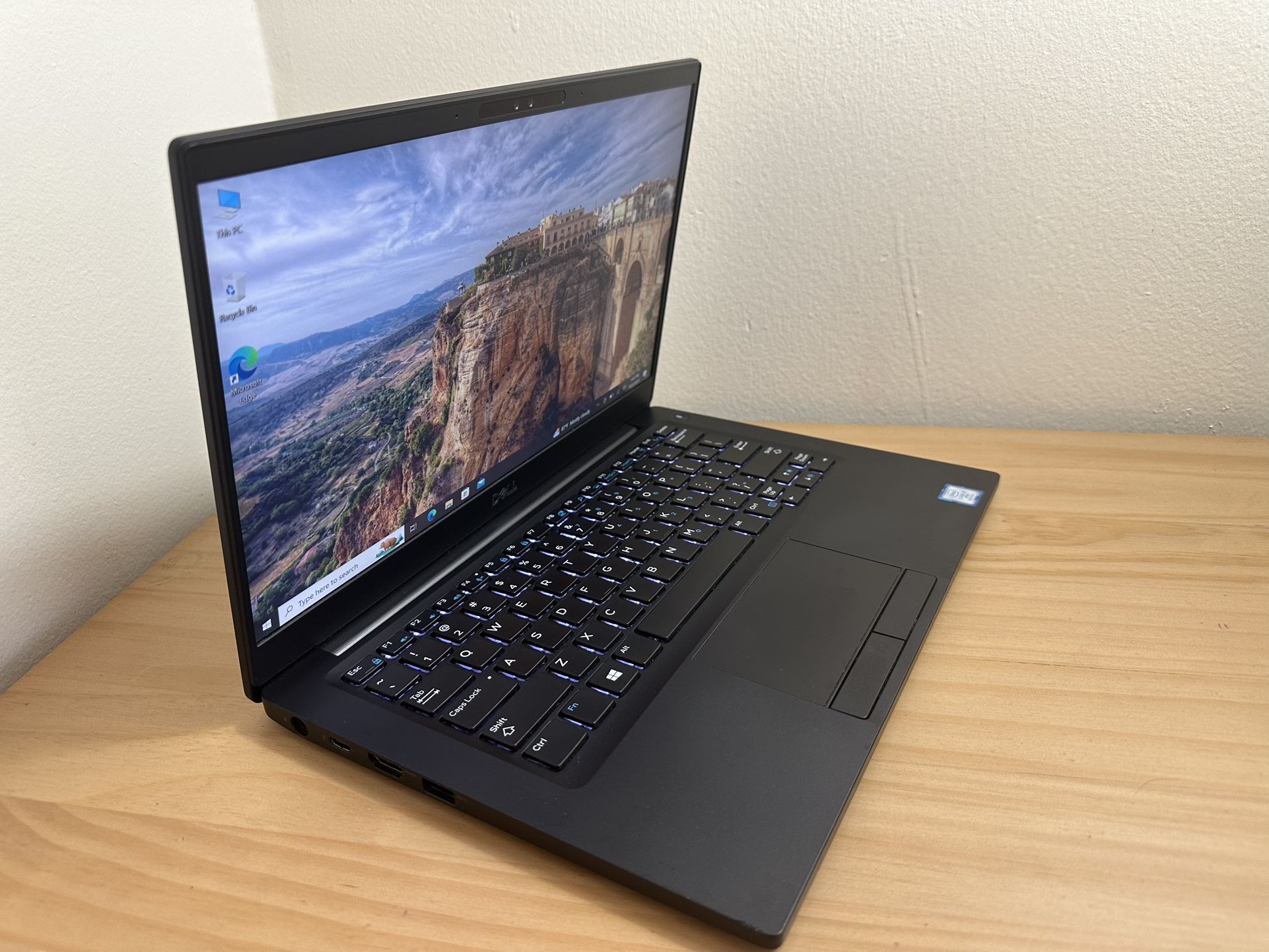 Dell Latitude 7390