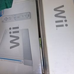 TV,Wii Game Set Up With IPad Keyboeard For IPad13