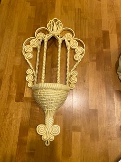Vintage/ MCM 1970 hard plastic Burwood company / Homeco wall hanging pocket planter for faux plant.