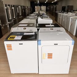 Brand-new Maytag Pet Pro laundry set — includes a 7.0 cu. ft. top load gas dryer and a 4.7 cu. ft. top load washer.