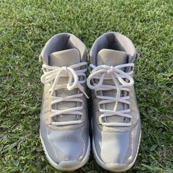 Nike Air Jordan 11 Cool Grey - Size 10
