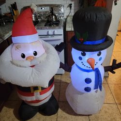 Inflatables  Christmas 🎅 