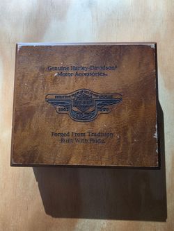 Limited Edition Harley-Davidson 95th Anniversary Belt Buckle with Wood Box (#0190)