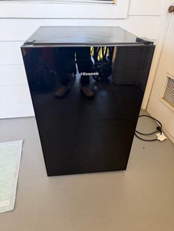 Hisense Black Mini Fridge
