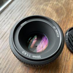 Nikon Nikkor AF 50mm f/1.8 D Lens