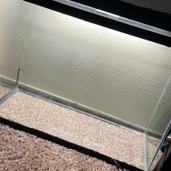 36 Gallon Taken With Lid And Light 