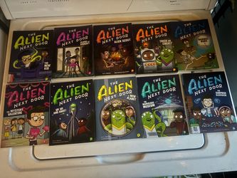Alien next door book set 1-10