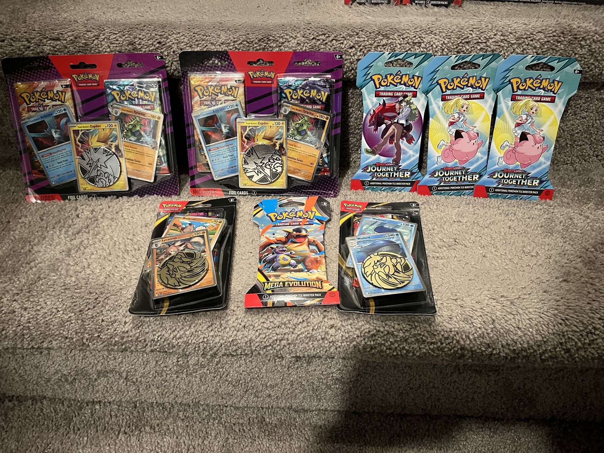 Pokemon Cards (Blisters/Sleeves)