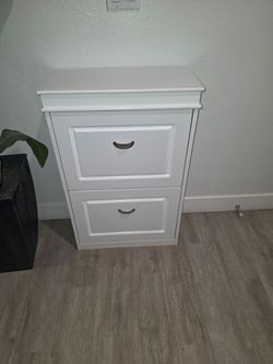 Small shoe rack