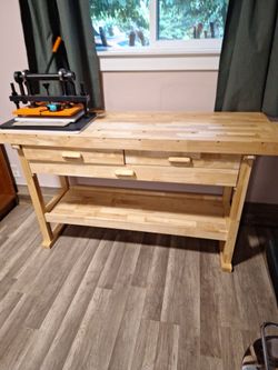 New Harbour fright  oak heavy duty work bench