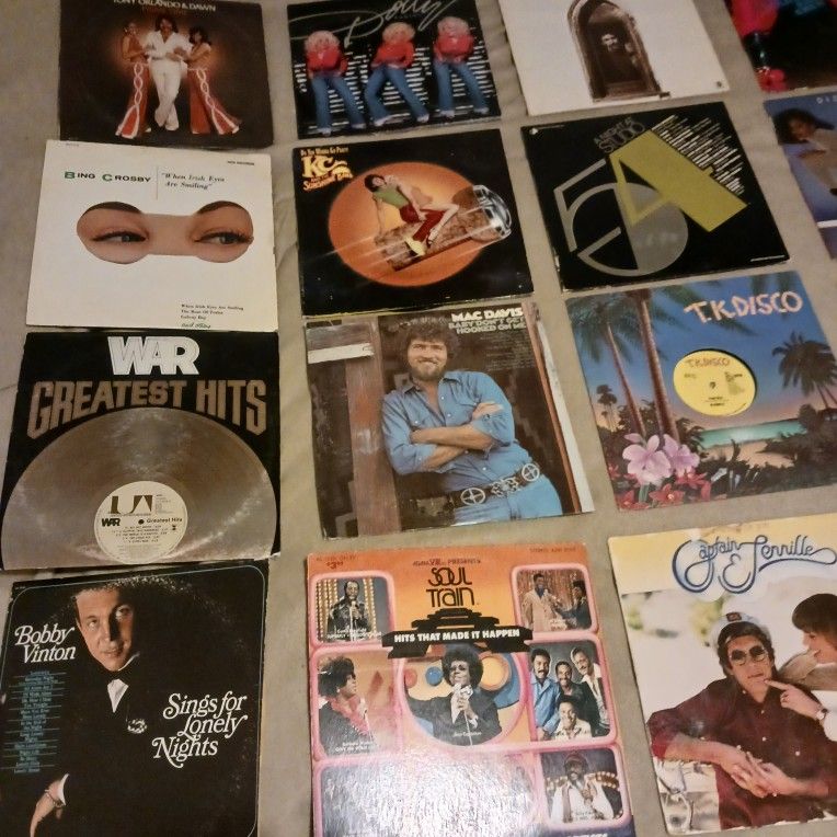 OLD SCHOOL VINYL RECORDS & 8 TRACK TAPES!! for Sale in Phoenix, AZ