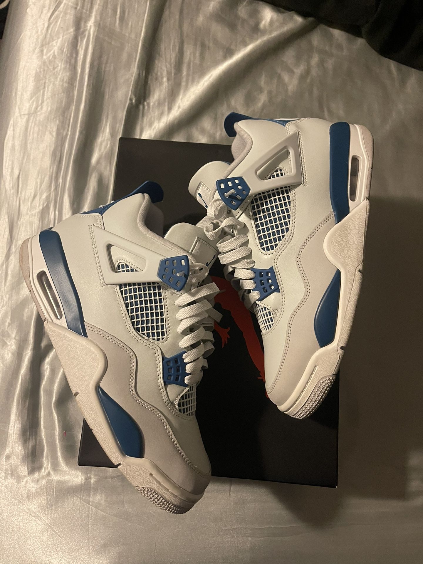 Air Jordan 4 Military blue size 8