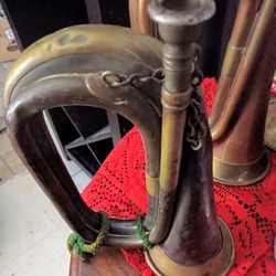 Vintage MILITARY Style CALVARY BUGLE Signal Horn Display Brass
