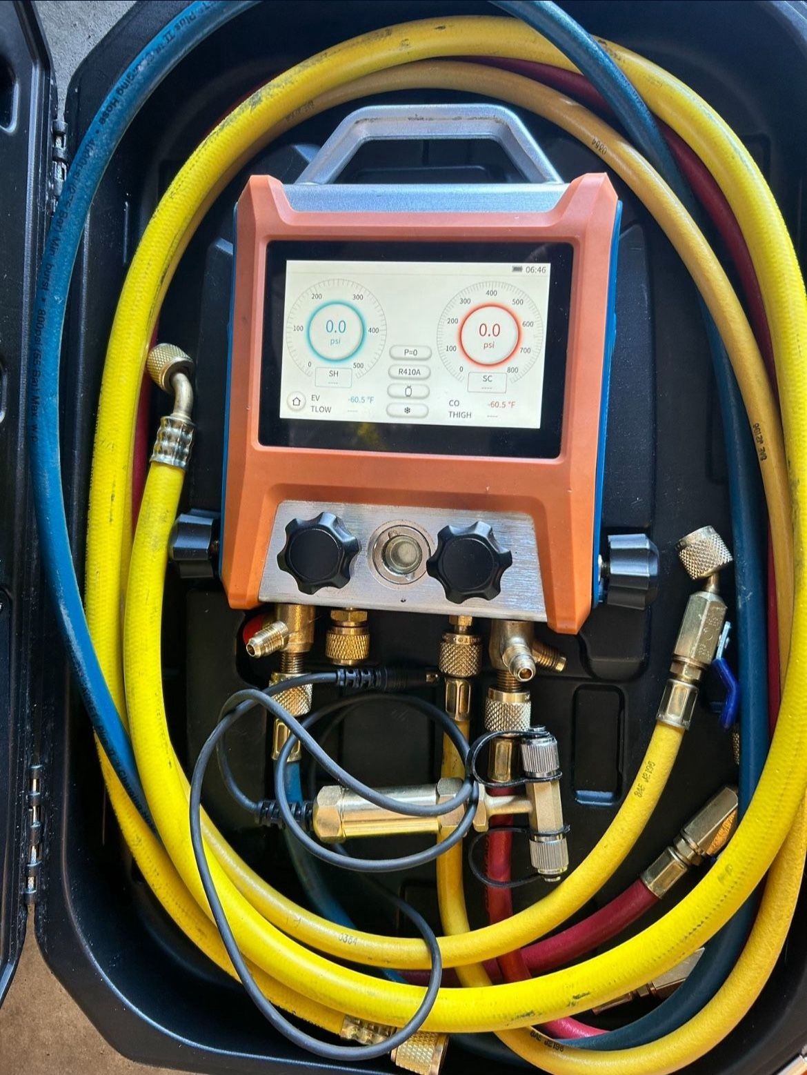 Elitech EMG-40V Intelligent HVAC Digital Manifold Gauge 4-Way Valve With Micron Gauge Transmitter