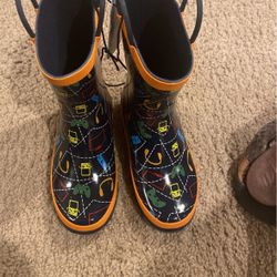  Boys rain boots size 13/1
