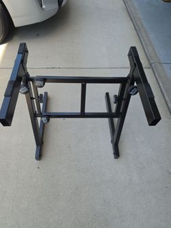 Keyboard stand Onstage