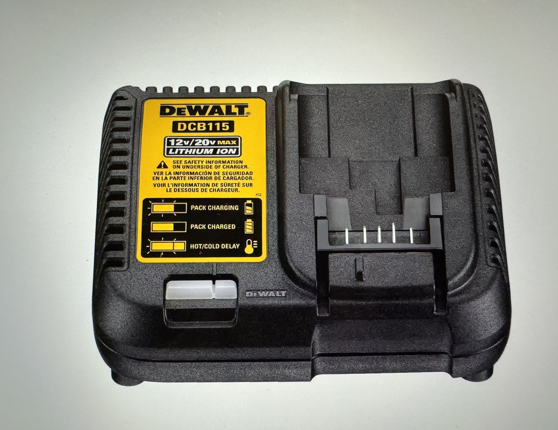 New - DeWalt #DCB115 MAX 4 Amp Output 12v / 20v Battery Chargers