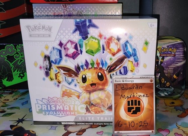 Pokemon Prismatic Evolutions ETB