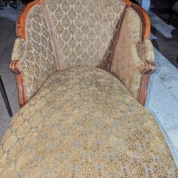 Antique/Vintage French Style Chaise Lounge
