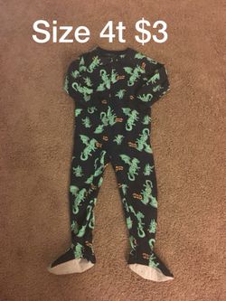 Toddler clothes Size 4t