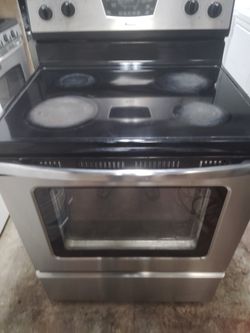 Amana Whirlpool Stove ($199) Ready for Pickup