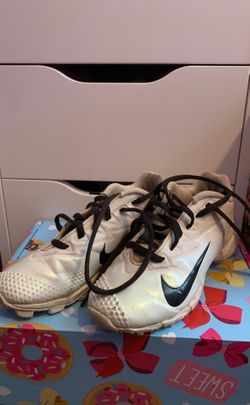 Nike vapor size 1 cleats
