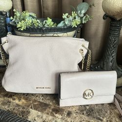Michael Kors Purse & Wallet 