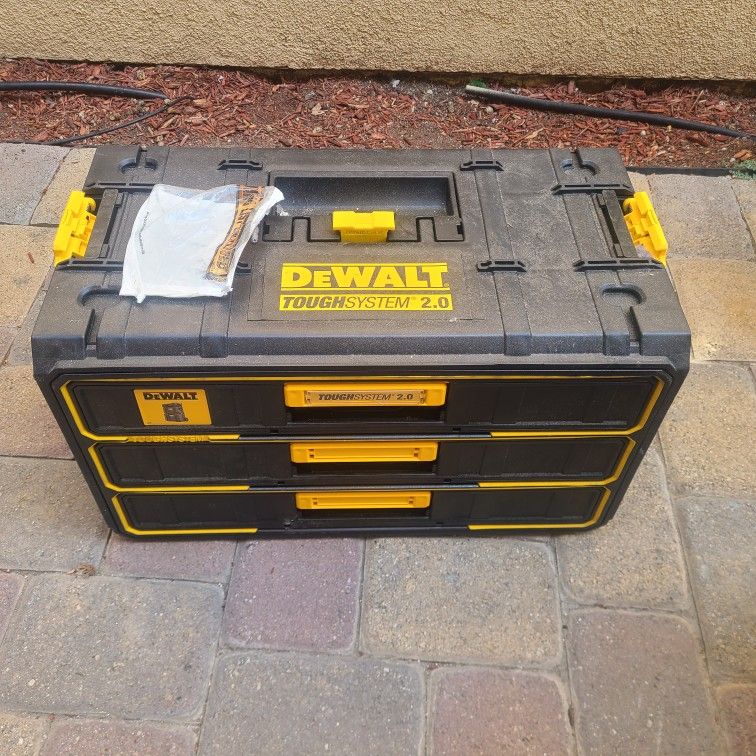 Dewalt 3 Drawer Tool Box