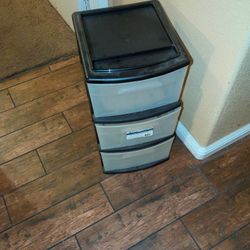 Plastic Storage Containers 