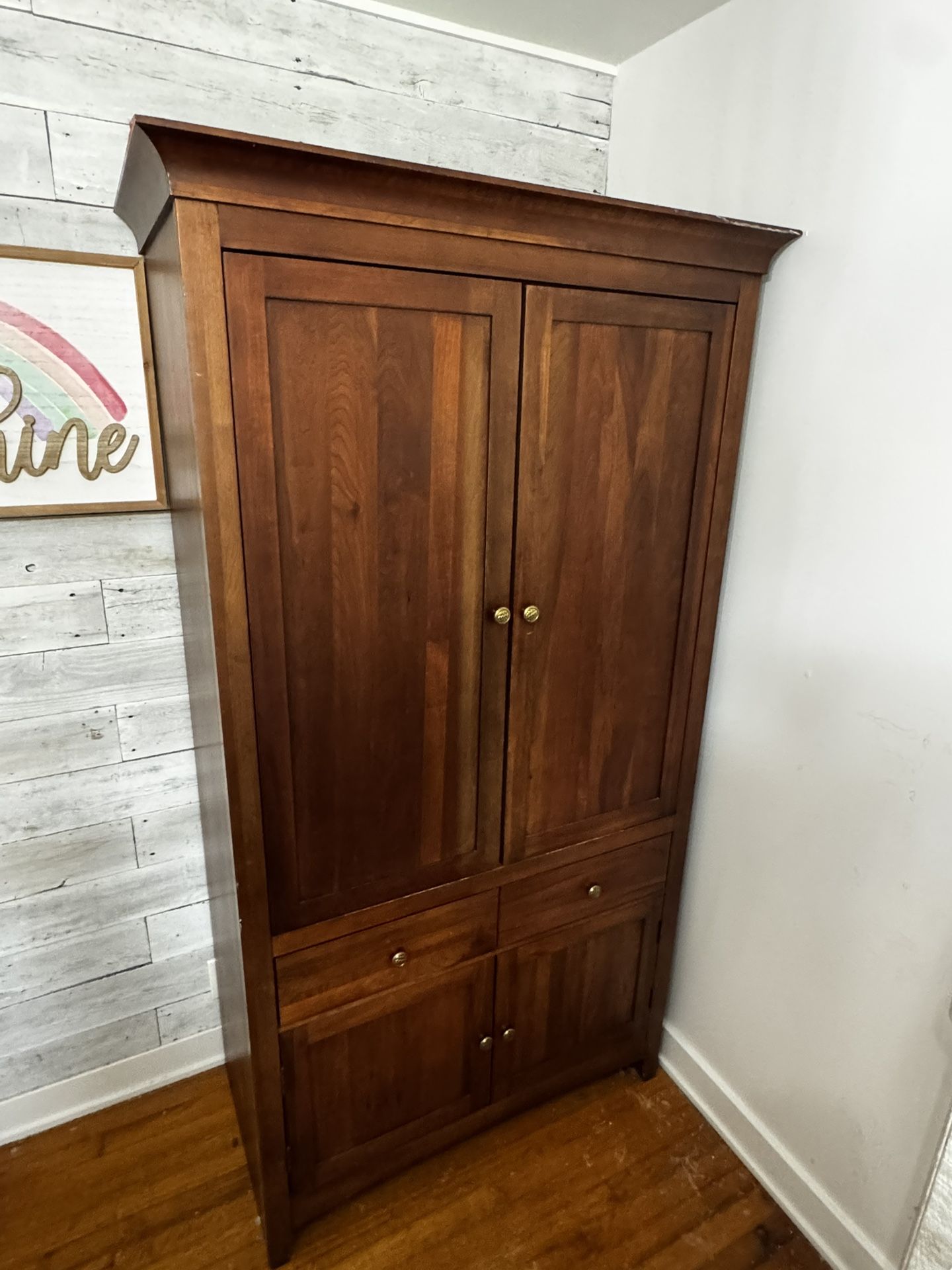 Armoire Dresser