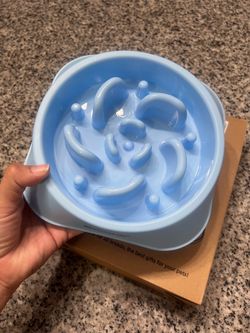 MateeyLife Slow Feeder Dog Bowls Dog Puzzle Feeder Bowl