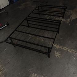 Single bed, bed frame