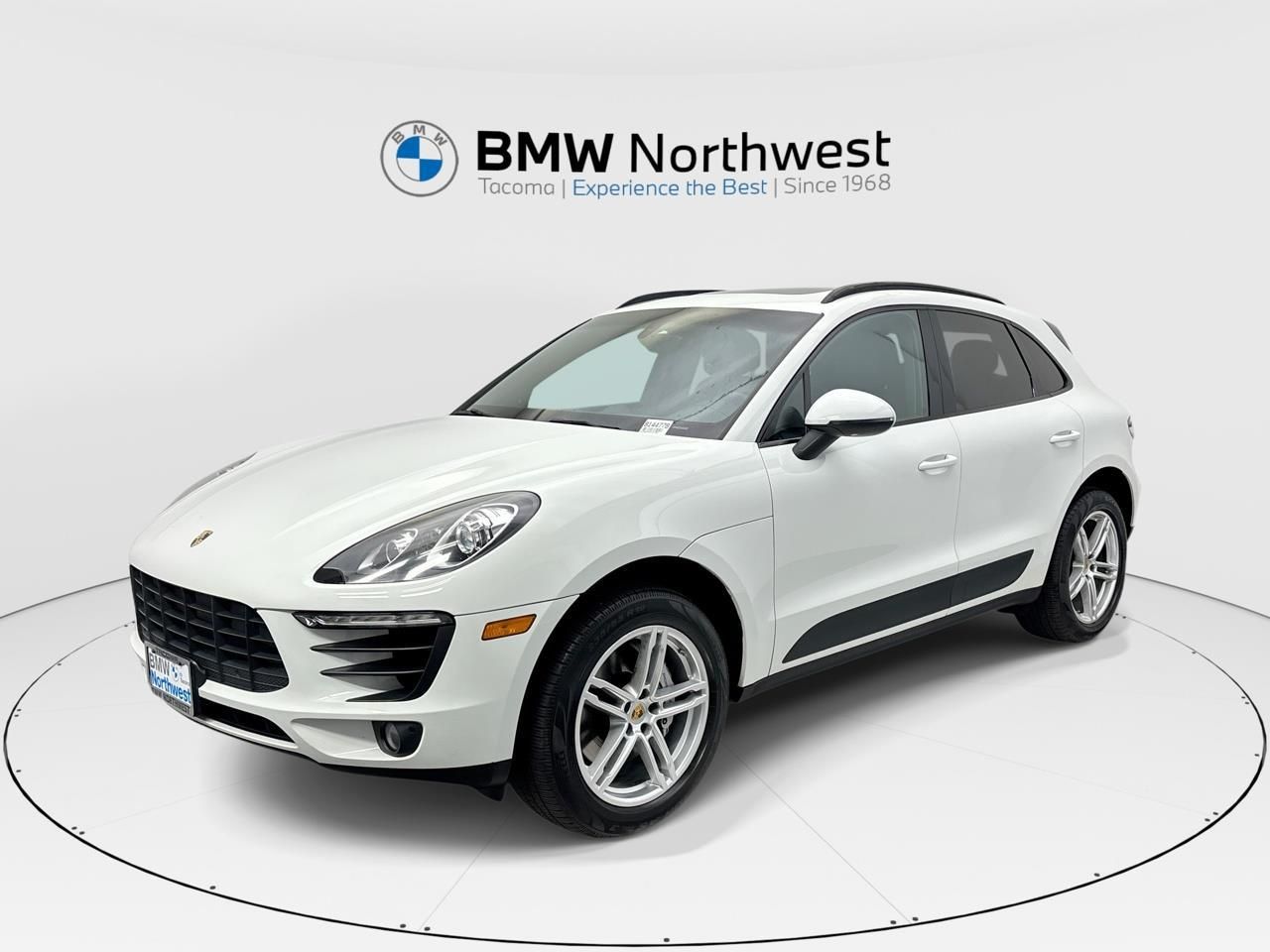 2016 Porsche Macan