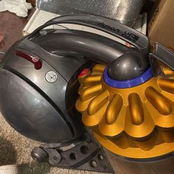 Dyson DC39
