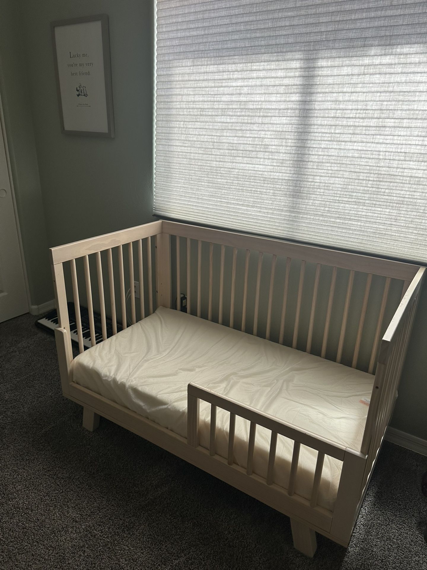 Babyletto 3 in 1 convertible crib + dresser + Graco mattress