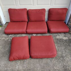 Hampton Bay
24 in. W x 24 in. D Cushion Guard Deep Seat Universal Outdoor Cushion