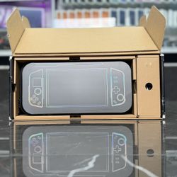 Lenovo Legion Go ((Take It Home In Payments/ llévatelo a casa en pagos) Only $10 Down 