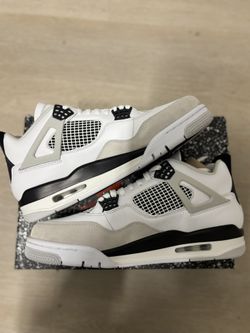 Air Jordan 4 Retro