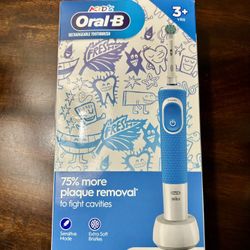 Oral-B Kids Electric Toothbrush w/Sensitive Brush Head & Timer