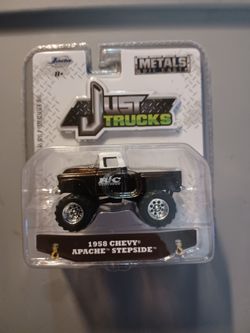 Jada Just Trucks 1958 Chevy Apache Stepside Die-Cast