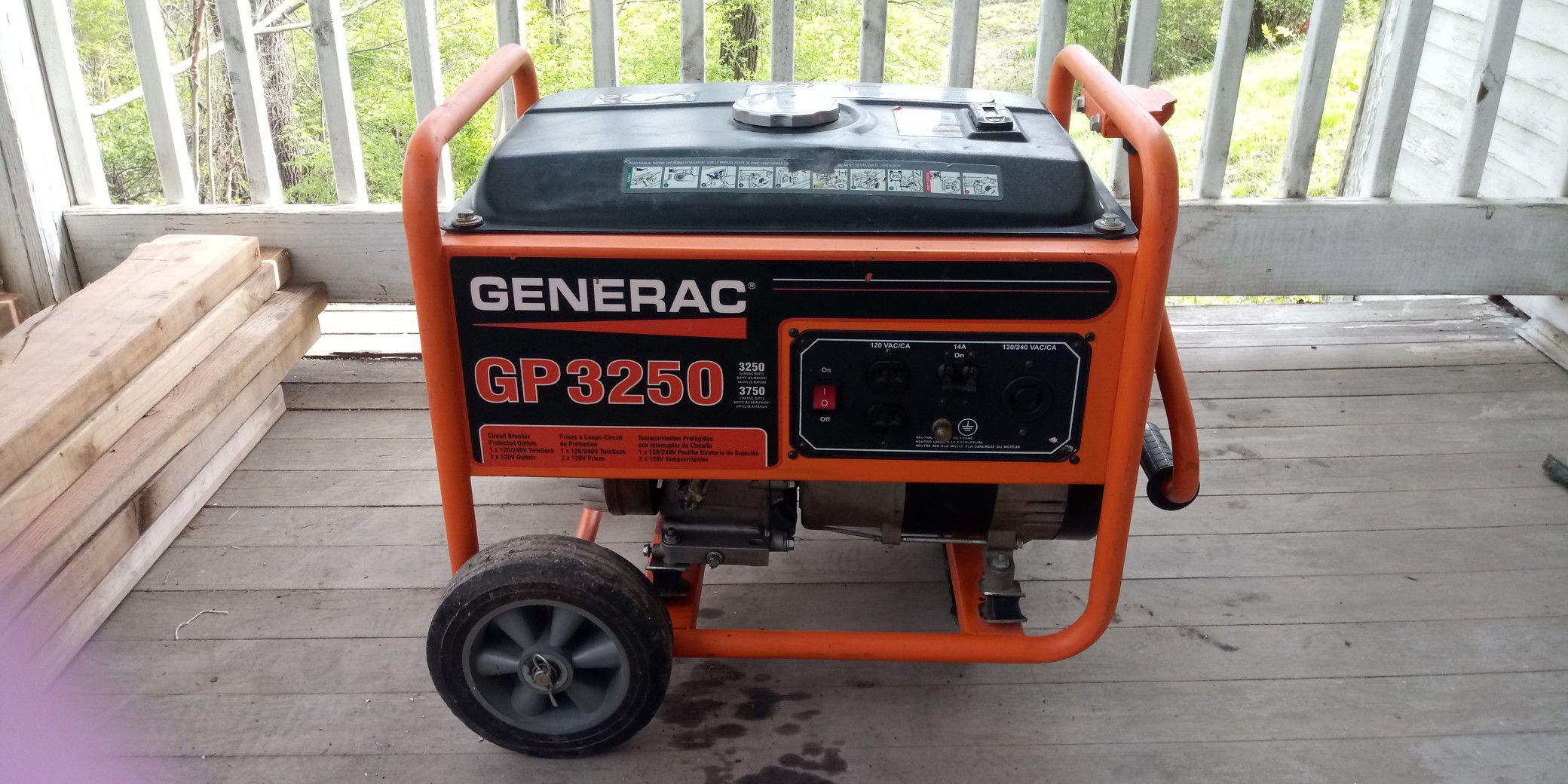 Generac 3250 gas generator looks & runs great !