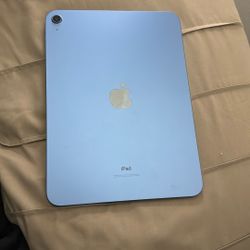 iPad 10th Gen Blue 