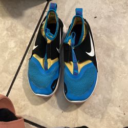Nike shoe size 13