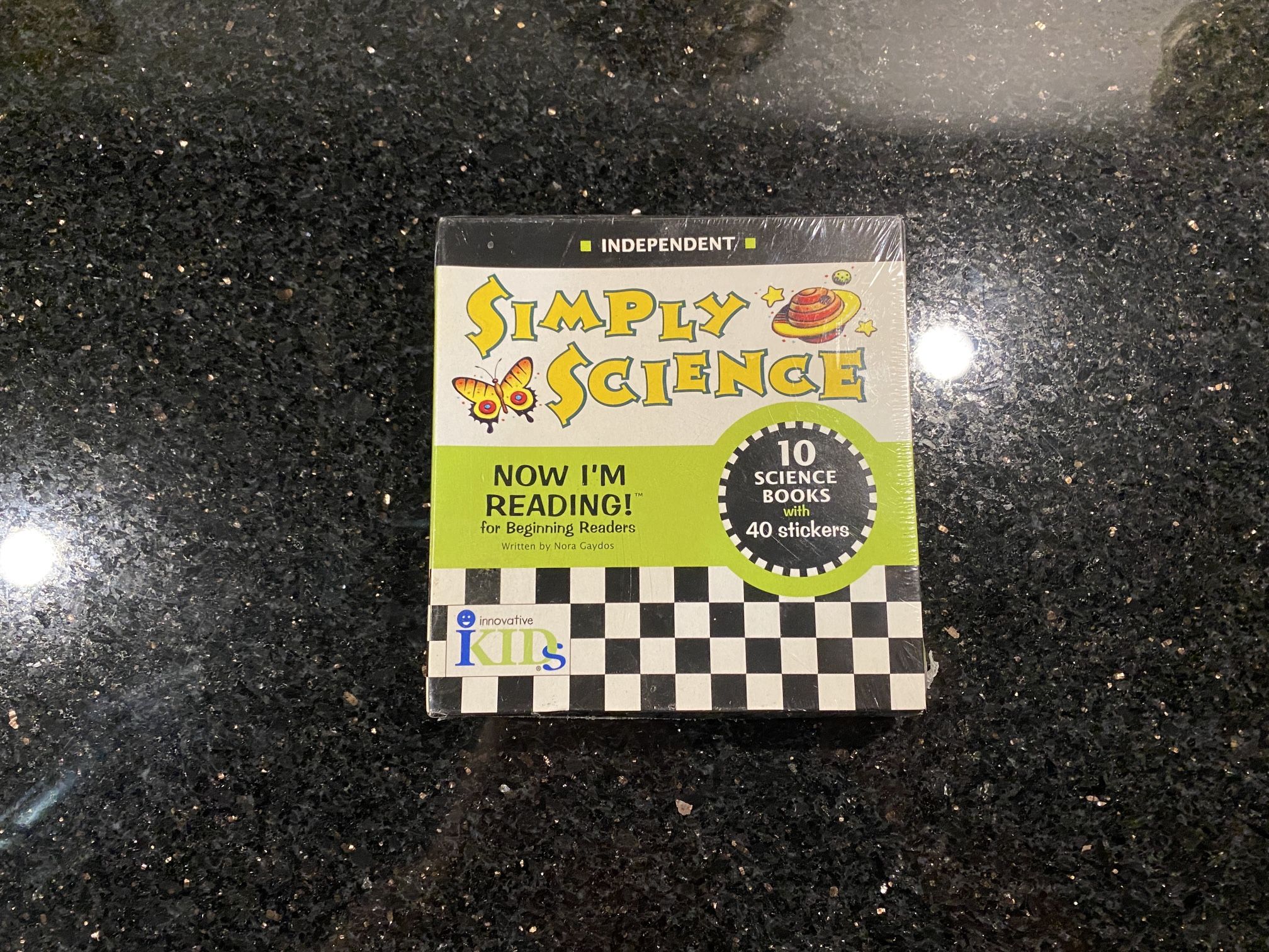 Simply Science Now I'm Reading! Independent 10 Books & 40 Stickers NEW