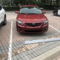 Toyo Corolla 2010 S 134.000 Milles