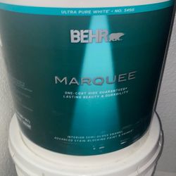 BEHR MARQUEE ONE COAR HIDE GUARANTEED• LASTING BEAUTY & DURABILITY ULTRA PURE WHITE NO• 3450