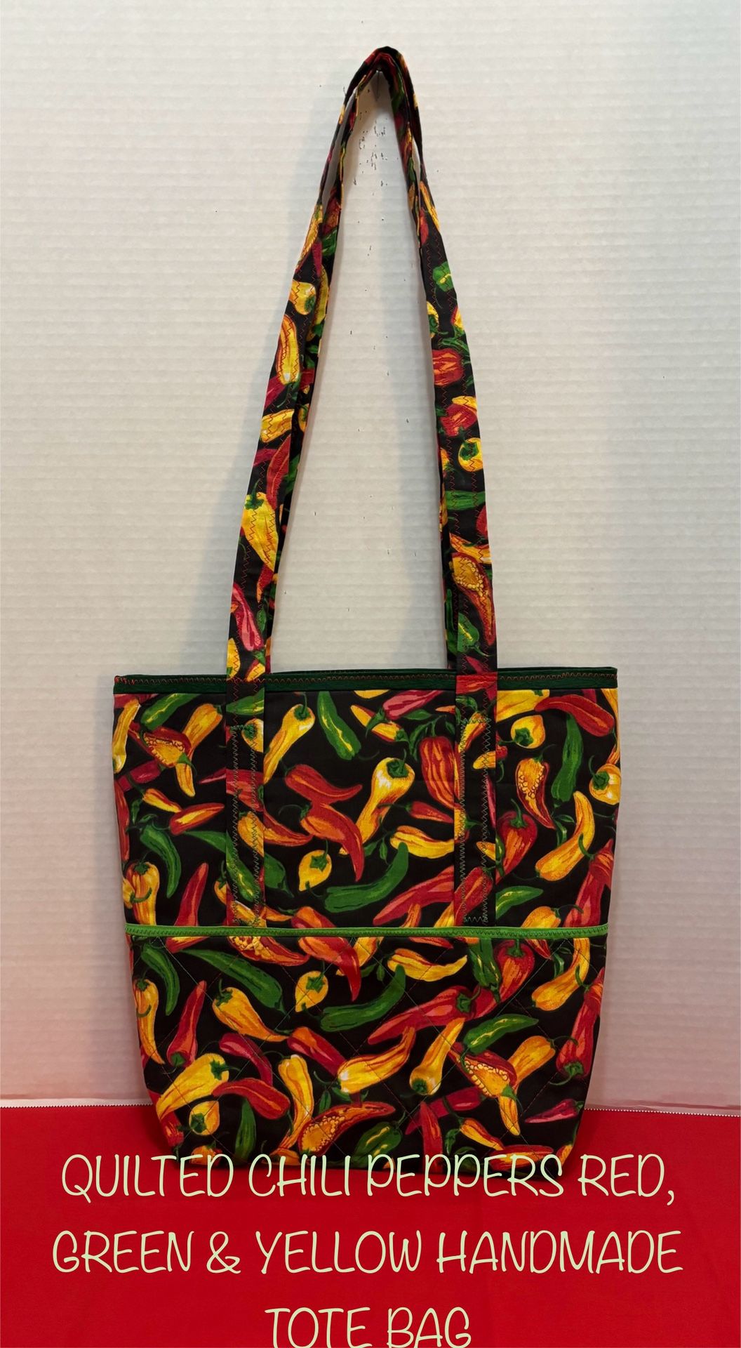 CHILI PEPPERS OF RED GREEN & YELLOW NEW MEXICO STYLE QUILTED HANDMADE TOTE BAG