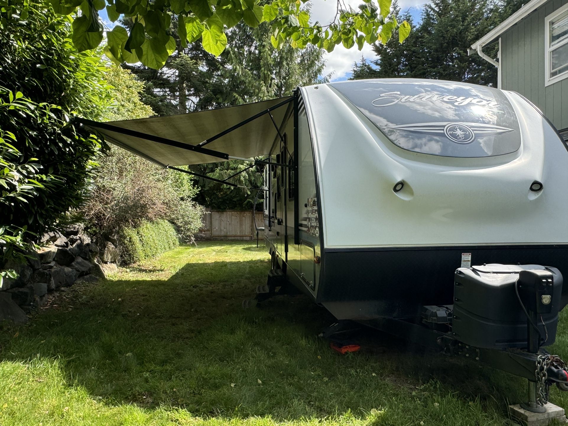 2018 Surveyor by Forest River M-295QBLE