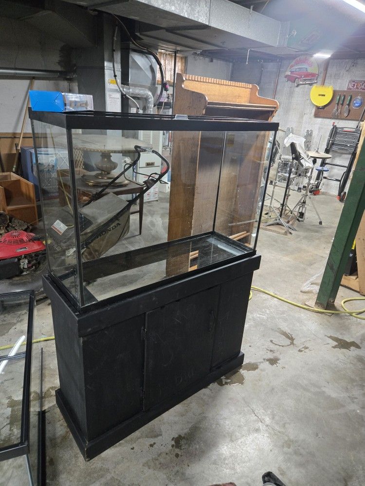 Nice Clean 42 Gallon Fish Tank W/ Never Used Water Heater And Solid Wood Cabinet