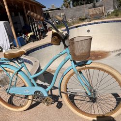 Women Bike.  $120 